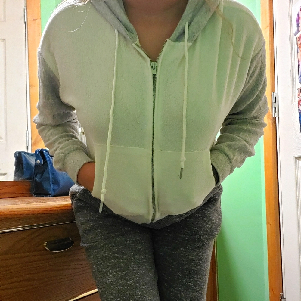 Garage cropped sweater